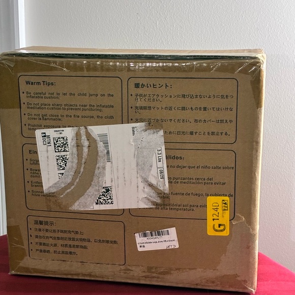 NEW IN BOX: Premium V-Shape Inflatable Meditation Zafu & Floor Seat - Picture 10 of 11